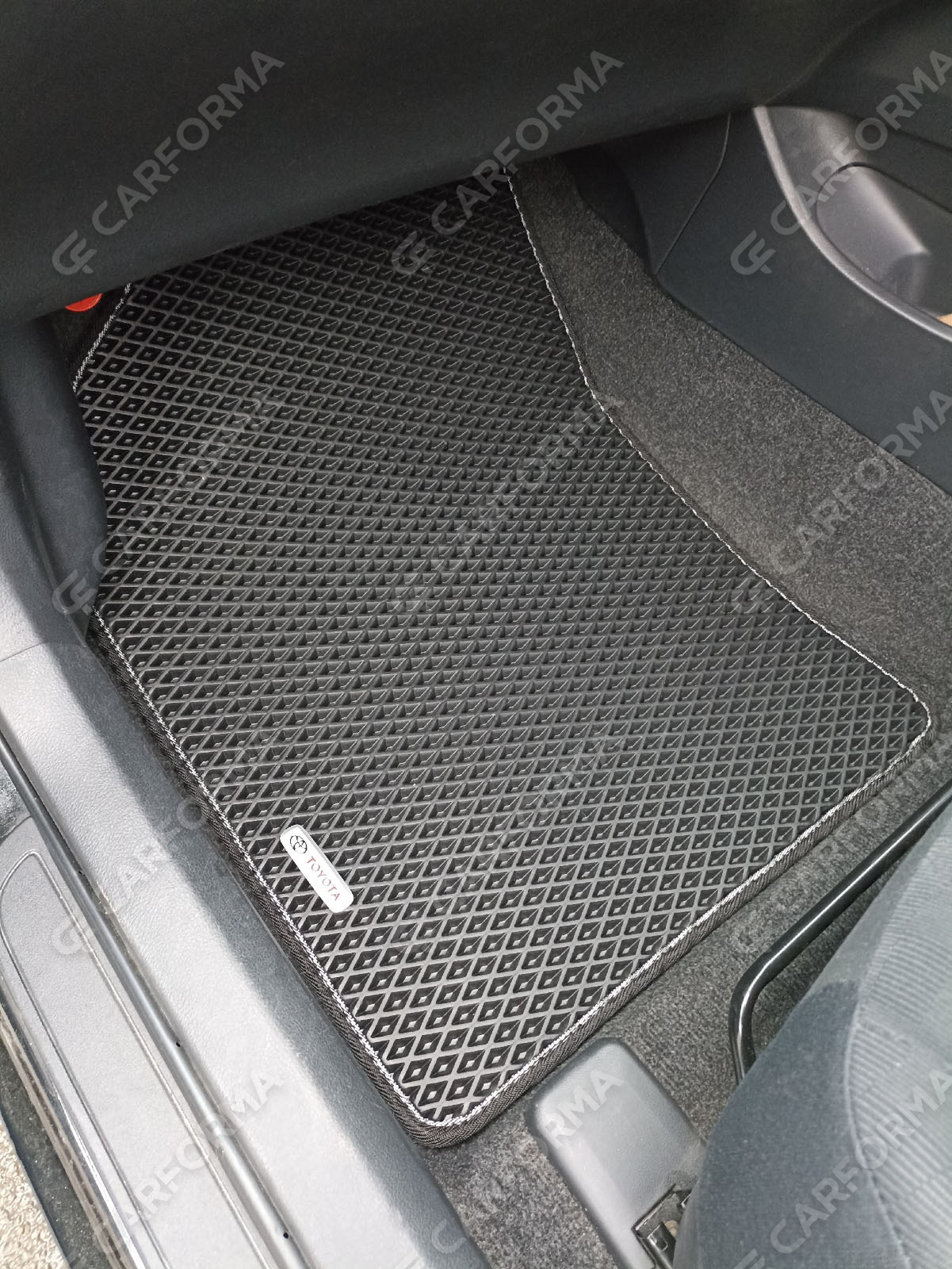 Ворсовые коврики на Toyota Corolla Axio (E14) 2006&nbsp;-&nbsp;2012 в Набережных Челнах