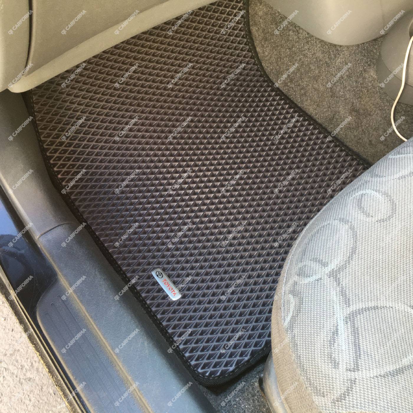 Коврики на Toyota Vitz I 1998&nbsp;-&nbsp;2005 в Набережных Челнах