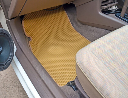 Ворсовые коврики на Toyota Cynos (L50) 1995 - 1999 в Набережных Челнах