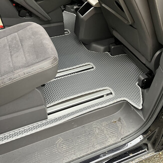 Коврики на Volkswagen Multivan (T7) 2021&nbsp;-&nbsp;2026 в Набережных Челнах