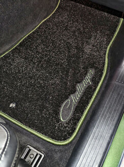 Ворсовые коврики на Dodge Challenger III 2008&nbsp;-&nbsp;2023 в Набережных Челнах