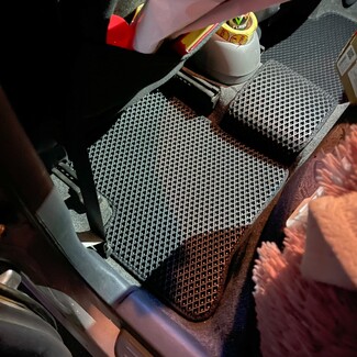 EVA коврики на Toyota Vitz I 1998 - 2005 в Набережных Челнах EVA коврики на Toyota Vitz I 1998 - 2005 в Набережных Челнах