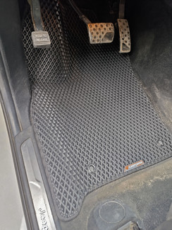 Ворсовые коврики на Jeep Grand Cherokee (WK2) 2010 - 2022 в Набережных Челнах