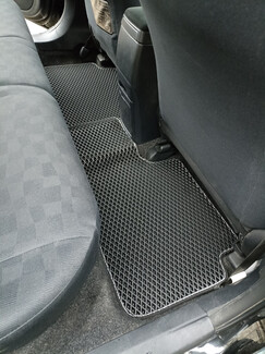 Ворсовые коврики на Toyota Corolla Axio (E14) 2006&nbsp;-&nbsp;2012 в Набережных Челнах