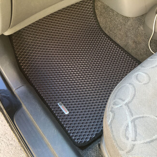 EVA коврики на Toyota Vitz I 1998 - 2005 в Набережных Челнах EVA коврики на Toyota Vitz I 1998 - 2005 в Набережных Челнах